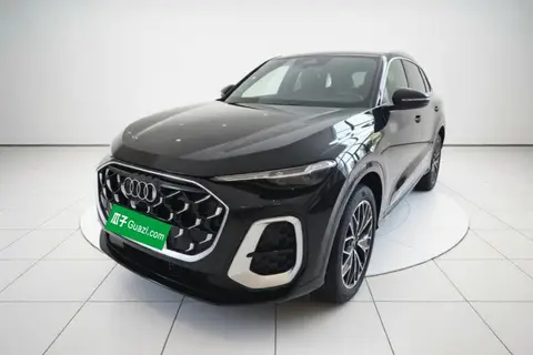 Audi Q5L 2025
