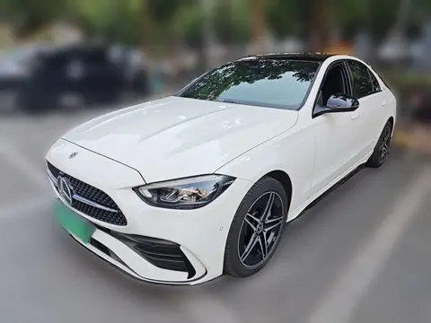 Mercedes-Benz C-Class 2024