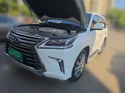 Lexus LX 2017