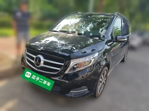 Mercedes-Benz V-Class 2016