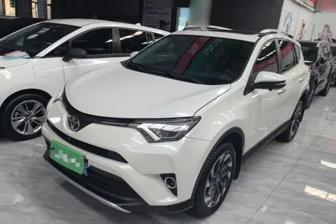 Toyota RAV4 2017