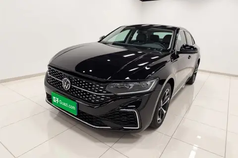 Volkswagen Passat 2024