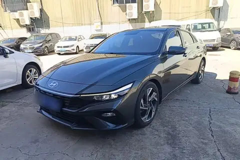 Hyundai Elantra 2023