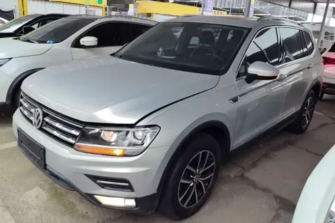 Volkswagen Tiguan L 2017