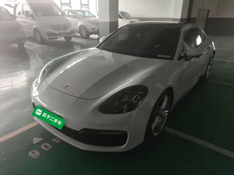 Porsche Panamera 2018