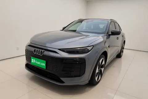 Audi Q6L e-tron 2025