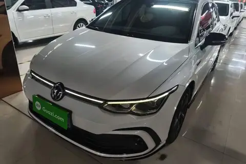 Volkswagen Golf 2021
