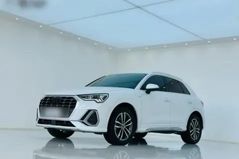 Audi Q3 2021