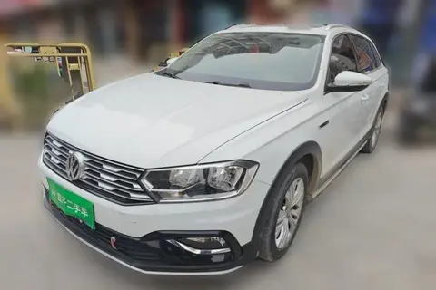Volkswagen C-TREK 2017