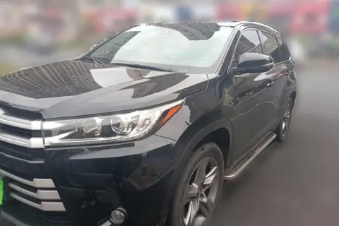 Toyota Highlander 2021