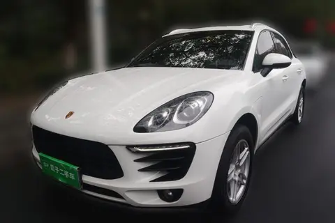 Porsche Macan 2016
