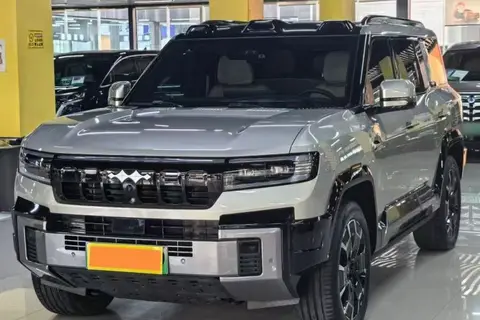 BYD Leopard 8 2024