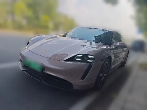 Porsche Taycan 2021
