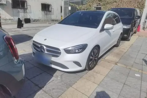 Mercedes-Benz B-Class 2020