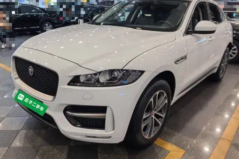 Jaguar F-PACE 2017