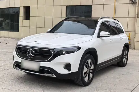 Mercedes-Benz EQB 2022