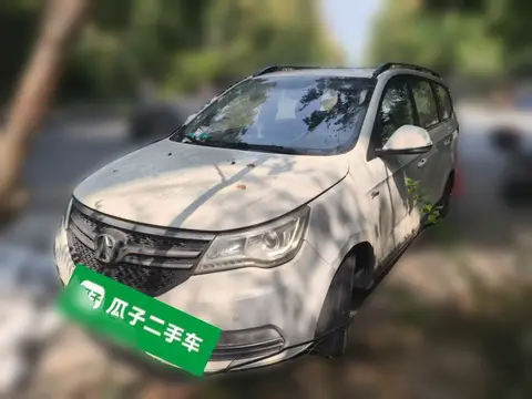 BAIC M50F 2016