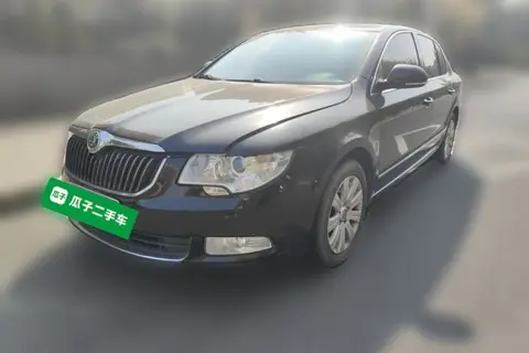 Skoda Superb 2012