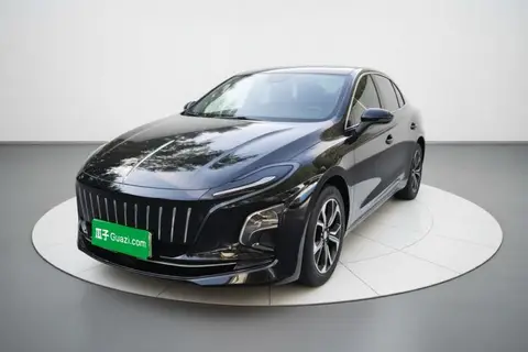 Hongqi E-QM5 2023