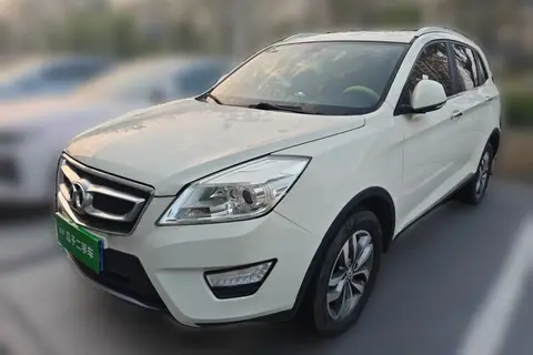 BAIC Senova X65 2015