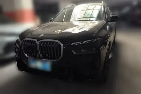BMW X7 2023
