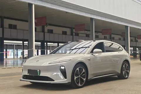 NIO ET5T 2023