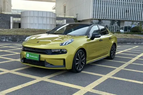 Lynk & Co 03 2020