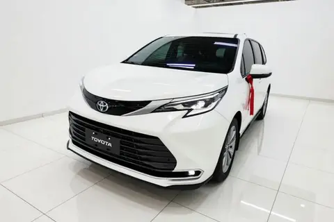Toyota SIENNA 2023