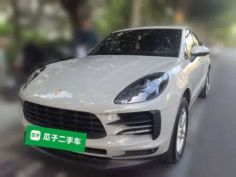 Porsche Macan 2020
