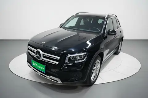 Mercedes-Benz GLB 2023