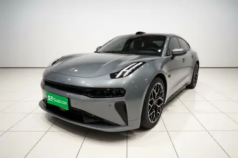 ZEEKR 001 2024