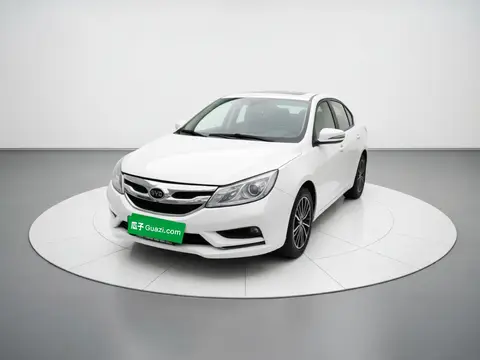 BYD Surui 2015