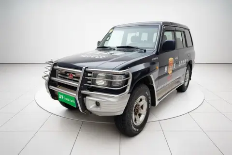 Leopaard Heijingang 2012