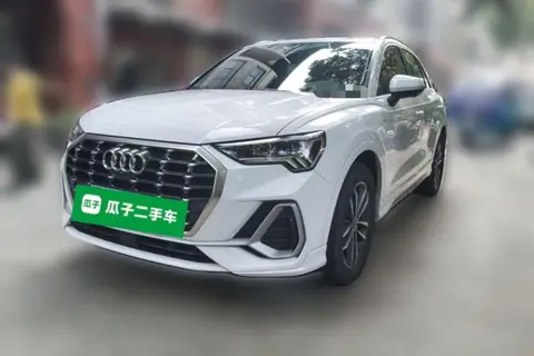 Audi Q3 2021