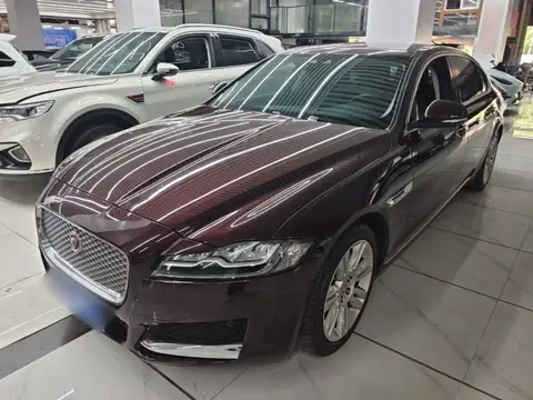 Jaguar XFL 2017