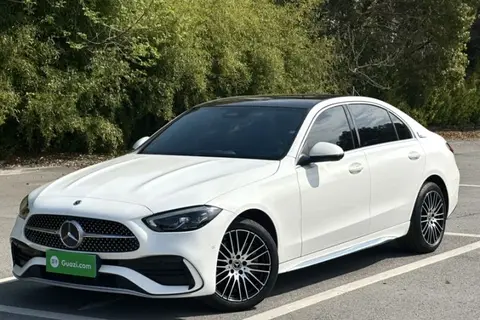 Mercedes-Benz C-Class 2023
