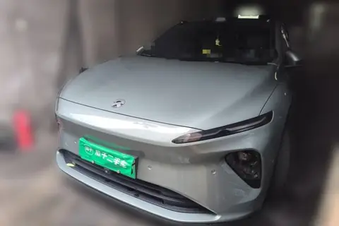 NIO ET7 2022