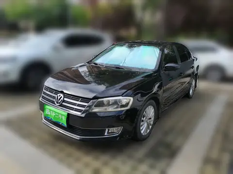 Volkswagen Lavida 2012