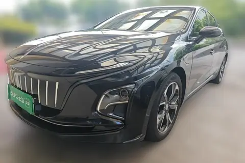 Hongqi E-QM5 2022