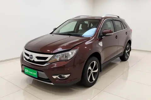 BYD S7 2015