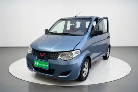 Wuling Hongguang 2015