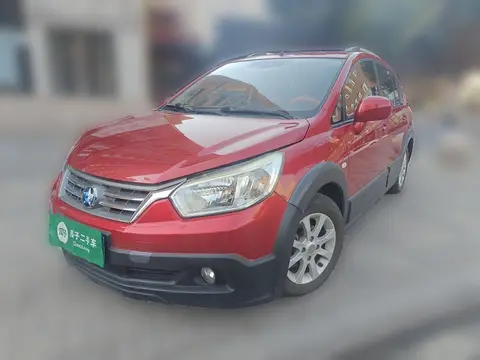 Venucia R50X 2013