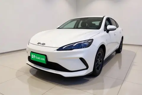 BYD Seal 05 2025