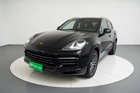 Porsche Cayenne 2021