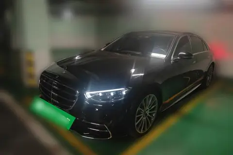 Mercedes-Benz S-Class 2023