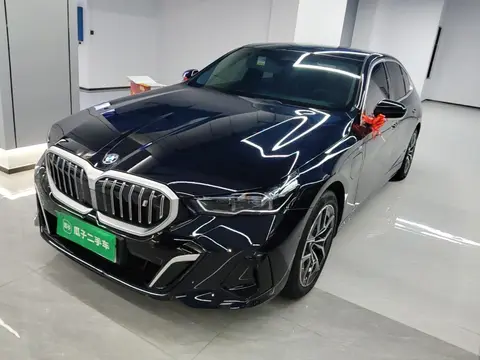BMW i5 2025