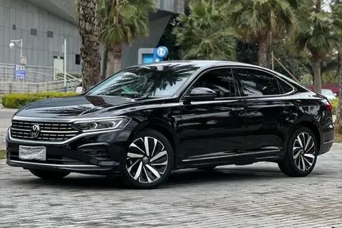 Volkswagen Passat 2022