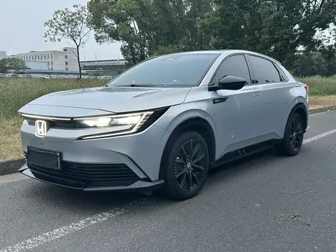 Honda e:NP2 2024