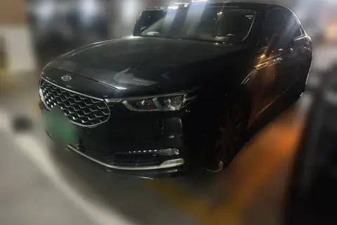 Ford Taurus 2019