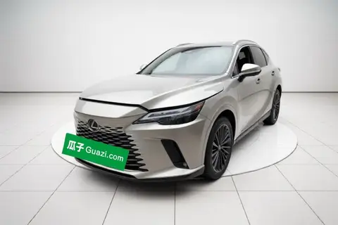 Lexus RX 2024